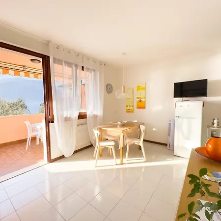 Miry Beth's House * Assenza di Brenzone