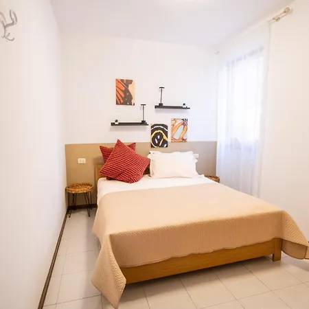 Miry Beth's House Apartment Assenza di Brenzone