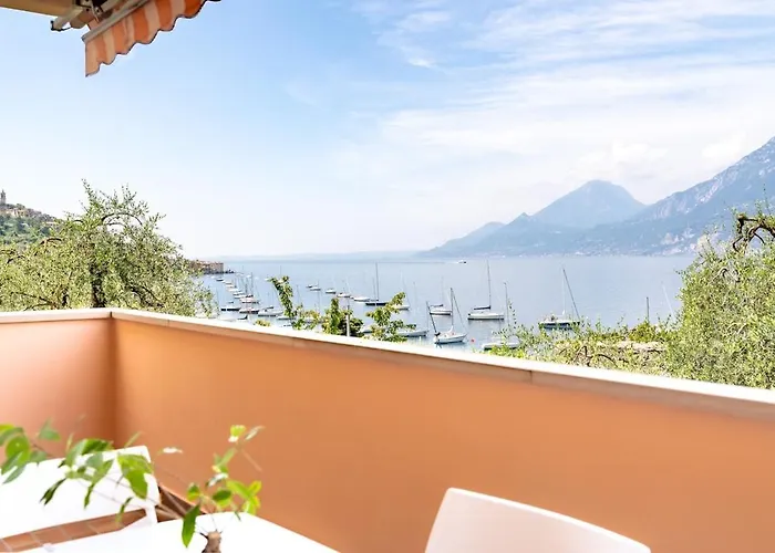 Miry Beth's House * Assenza di Brenzone